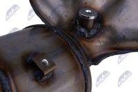 Catalizator Ford Focus III 1.6 TI (Iqdb, Xtda) 2011-2020; C-Max II, Grand C-Max 1.6 TI (Iqdb, Xtda) 2010- 2019; Euro 5, cu galerie evacuare; AV615G232DB; NTY, aftermarket