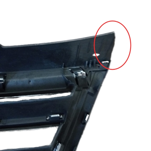 Grila radiator VW Touran (1T2), 01.2007-07.2010, crom/negru, 1T0853651AG, 957905 , cu ornament crom COLT DREAPTA SUS RUPT