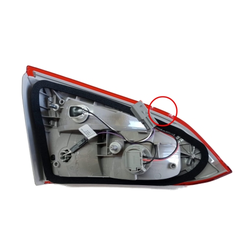 Stop spate lampa Ford Focus III, 10.2014- Model Turnier, partea Dreapta, partea inteRioara, tip bec LED+P21W+W16W, cu suport becuri, Varroc CIOBIT