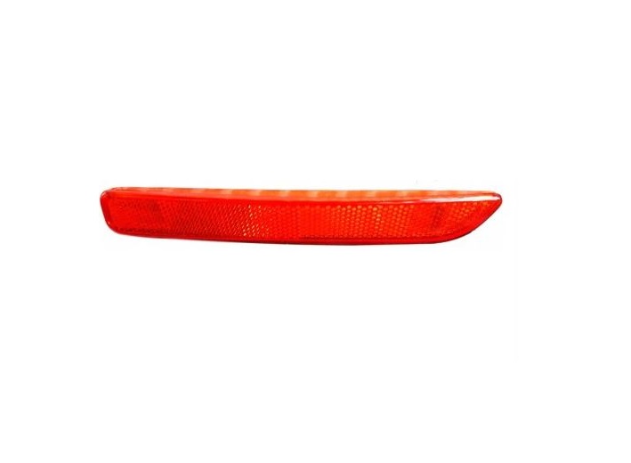 Catadioptru reflectorizant FIAT SEDICI (FY/GY), 03.2006-, Suzuki SX4 (EY/GY), 05.2006-05.2013; SX4 S-CROSS, 05.2013-10.2016; SX4 S-CROSS, 08.2016-; VITARA, 03.2015-, OE, spate, partea dreapta, rosu;