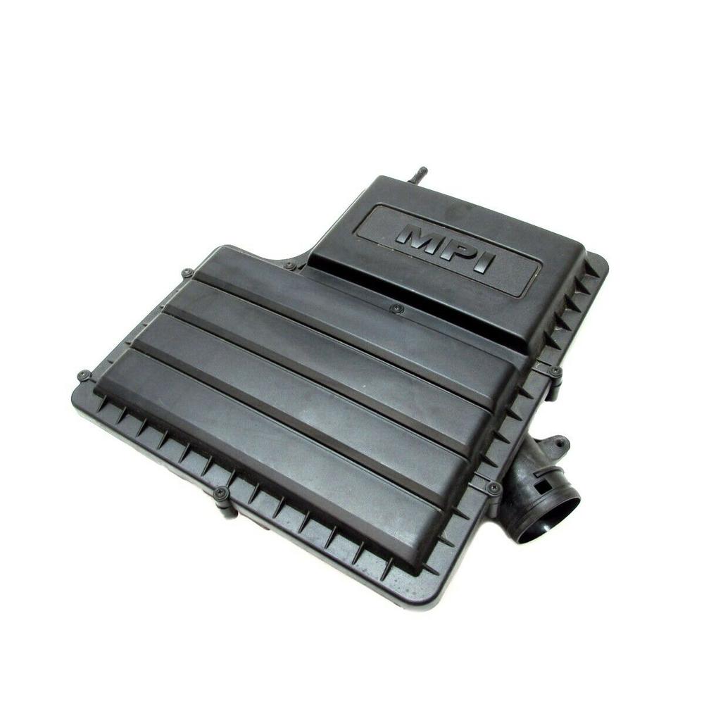 Carcasa filtru de aer Seat Ibiza (6J, 16-), Leon (5F, 12-20), Toledo (NH, 12-); Skoda Fabia (14-18), Octavia III (5E, 13-17), Rapid (NH, 12-), Yeti (5L, 13-); VW Golf VII (5K, 12-), Jetta (1B, 15-), Polo (6R, 15-17) motor 1.6 benzina