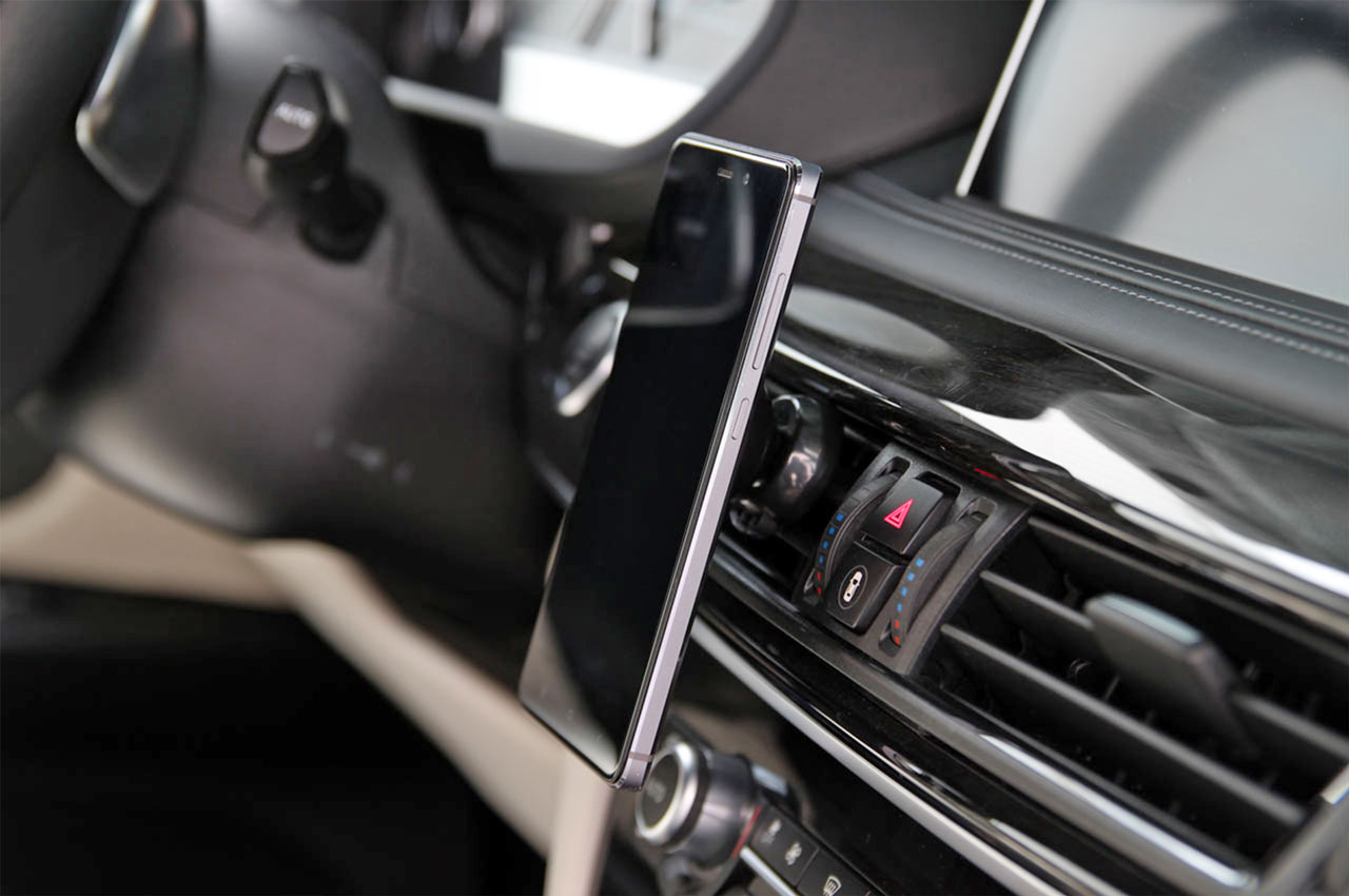 Suport auto magnetic pentru telefon, fixare in grila de ventilatie, rotire 360 grade, AMIO