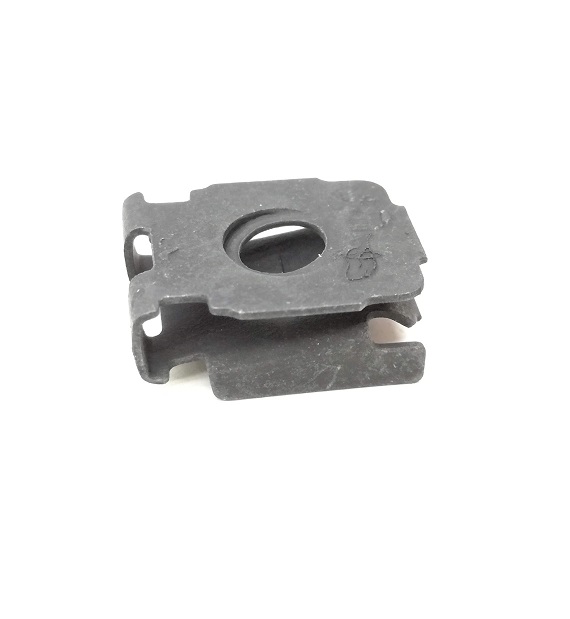 Clema, clips fixare Audi A1/A6/Q7/TT; Seat Alhambra/Altea/Arona/Ateca/Ibiza/Leon/Toledo; Skoda Enyaq/Fabia/Kamiq/Karoq/Kodiaq/Octavia/Rapid/Scala/Superb/Yeti; VW Amarok/Caddy/Golf/Passat/Polo/Sharan/Tiguan/Transporter; panou bord, N90698703, N90698803
