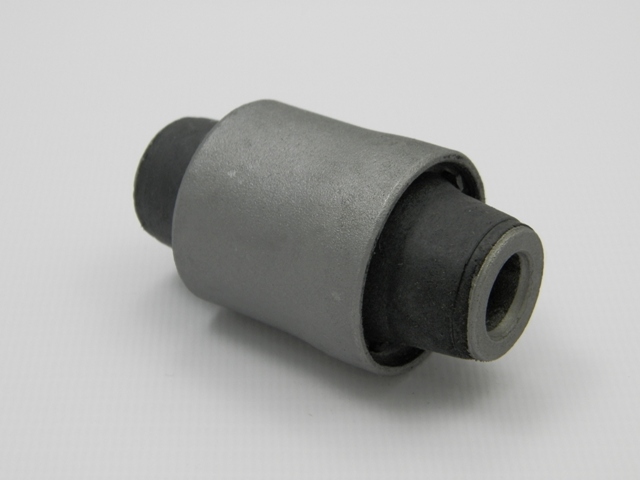 Suport trapez cauciuc-metal Chrysler Sebring 2001-, Mitsubishi Galant 1992-, Eclipse 1995-, Spate, MB864741