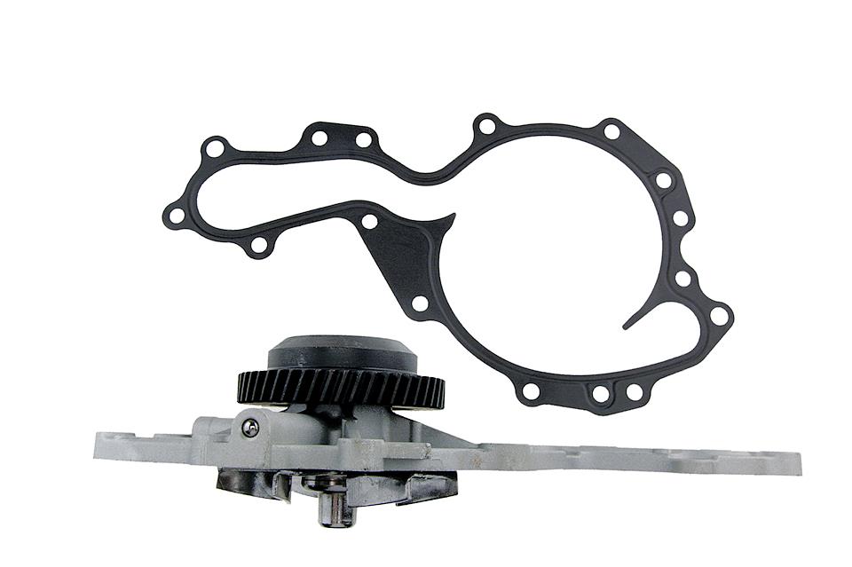 Pompa apa Opel Vectra C 3.0cdti 2003-, Signum 3.0cdti 2003-, Renault Espace 3.Dci 2002-, Saab 9-5 3.0tid 2001-, 1334144