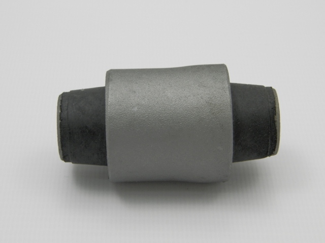 Suport trapez cauciuc-metal Chrysler Sebring 2001-, Mitsubishi Galant 1992-, Eclipse 1995-, Spate, MB864741