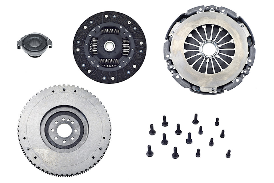 Kit ambreiaj cu volanta simpla Citroen, Peugeot 2.0hdi C5 2001-2005, C8 2002-, Jumpy 2002-, 406 607, 806, 807 2000-, Expert 2001- Fiat, Lancia 2.0jtd Scudo, Ulysse, Zeta, NTY NZS-CT-002