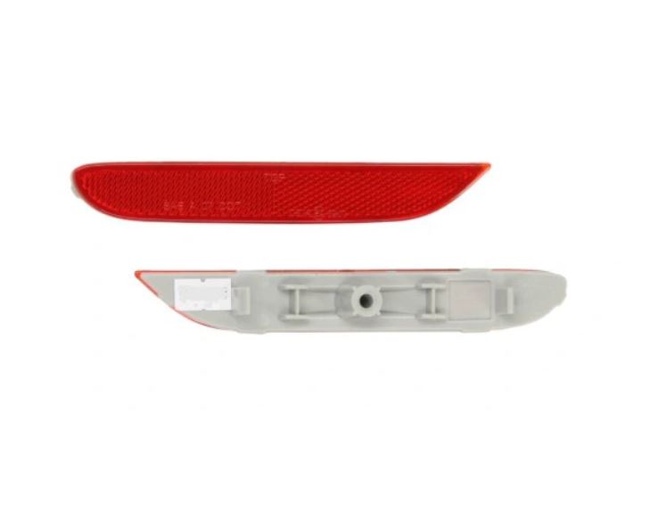 Catadioptru reflectorizant spate INFINITI G/Q60 (V36), 06.2009-12.2013 model CABRIO; JX/QX60 (R52), 04.2012-12.2015, Q30, 10.2015-; Q50, 10.2013-, partea Stanga, TYC,