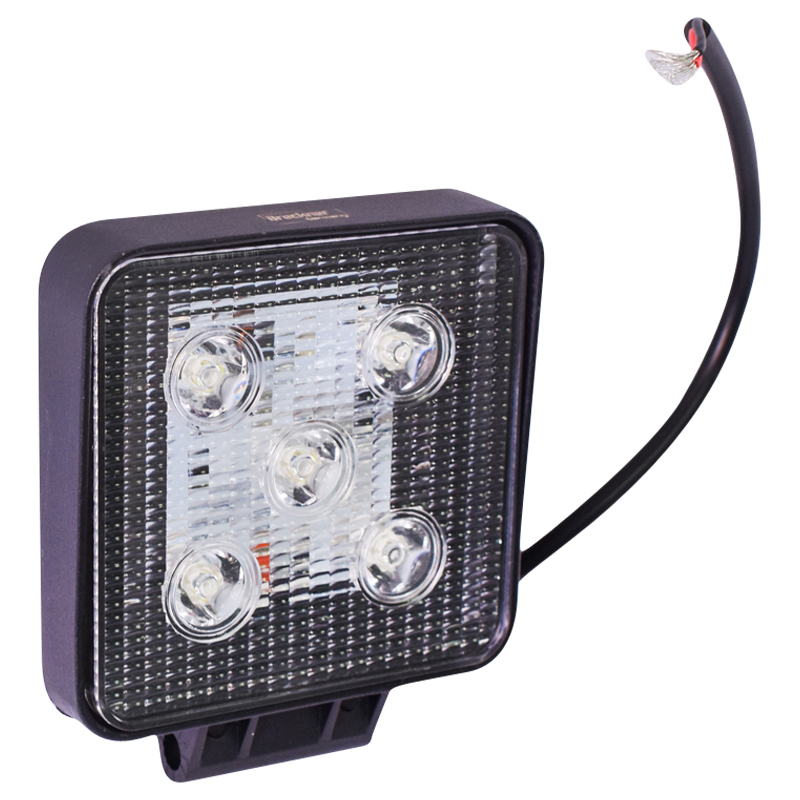 Lampa 5 LED-uri 10-30V 15W unghi radiere 30 de grade tip spot 108x108x36mm IP67 6000K Breckner Germany