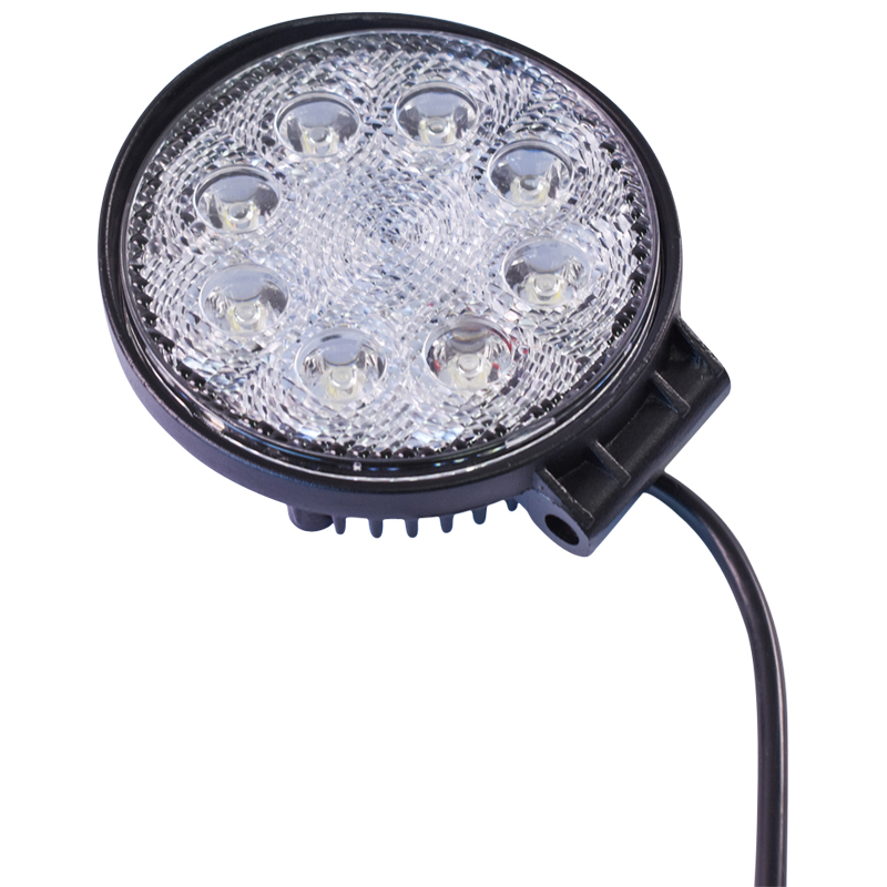 Lampa 8 LED-uri 10-60V 24W unghi radiere 30 de grade tip spot 114x114x48mm IP67 6000K Breckner Germany