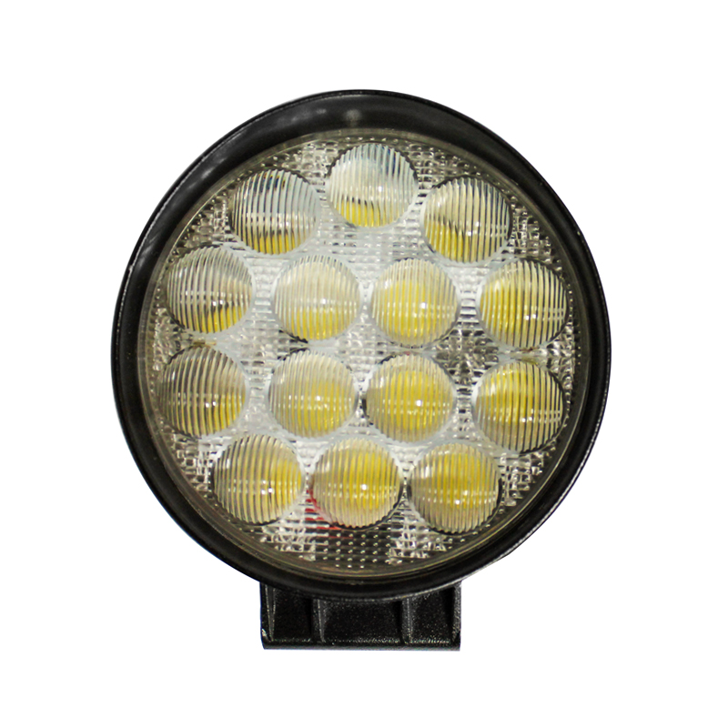 Lampa cu 14 LED-uri 10-30V 42W unghi radiere 60 de grade tip flood Breckner Germany