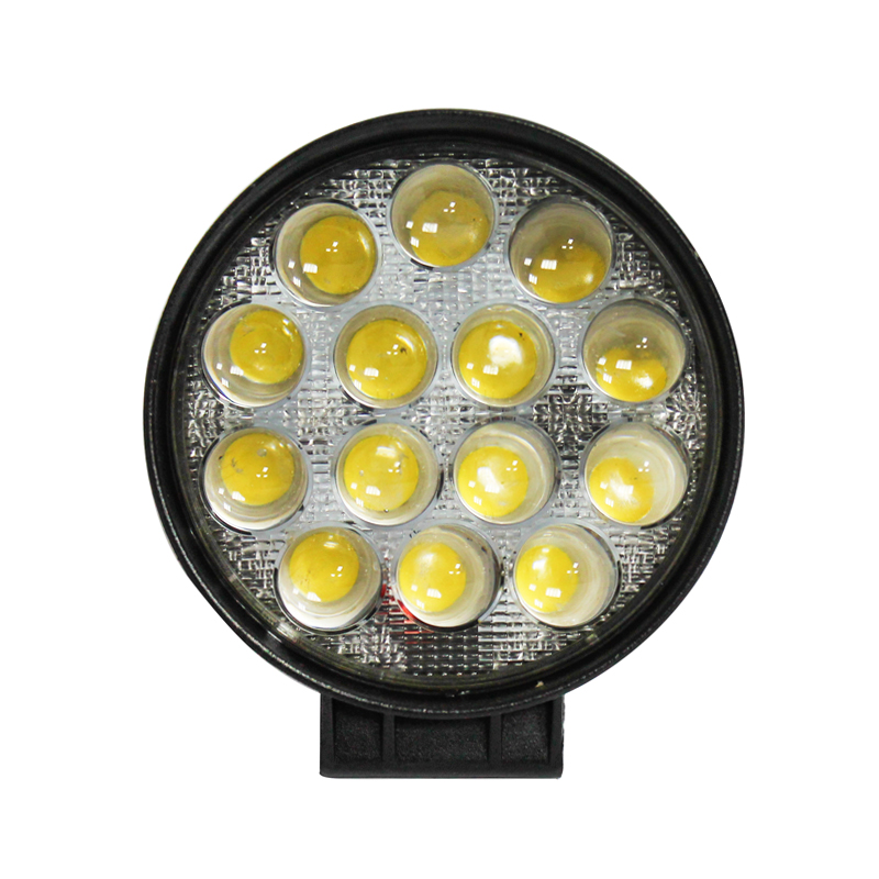 Lampa cu 14 LED-uri 10-30V 42W unghi radiere 30 de grade tip spot Breckner Germany