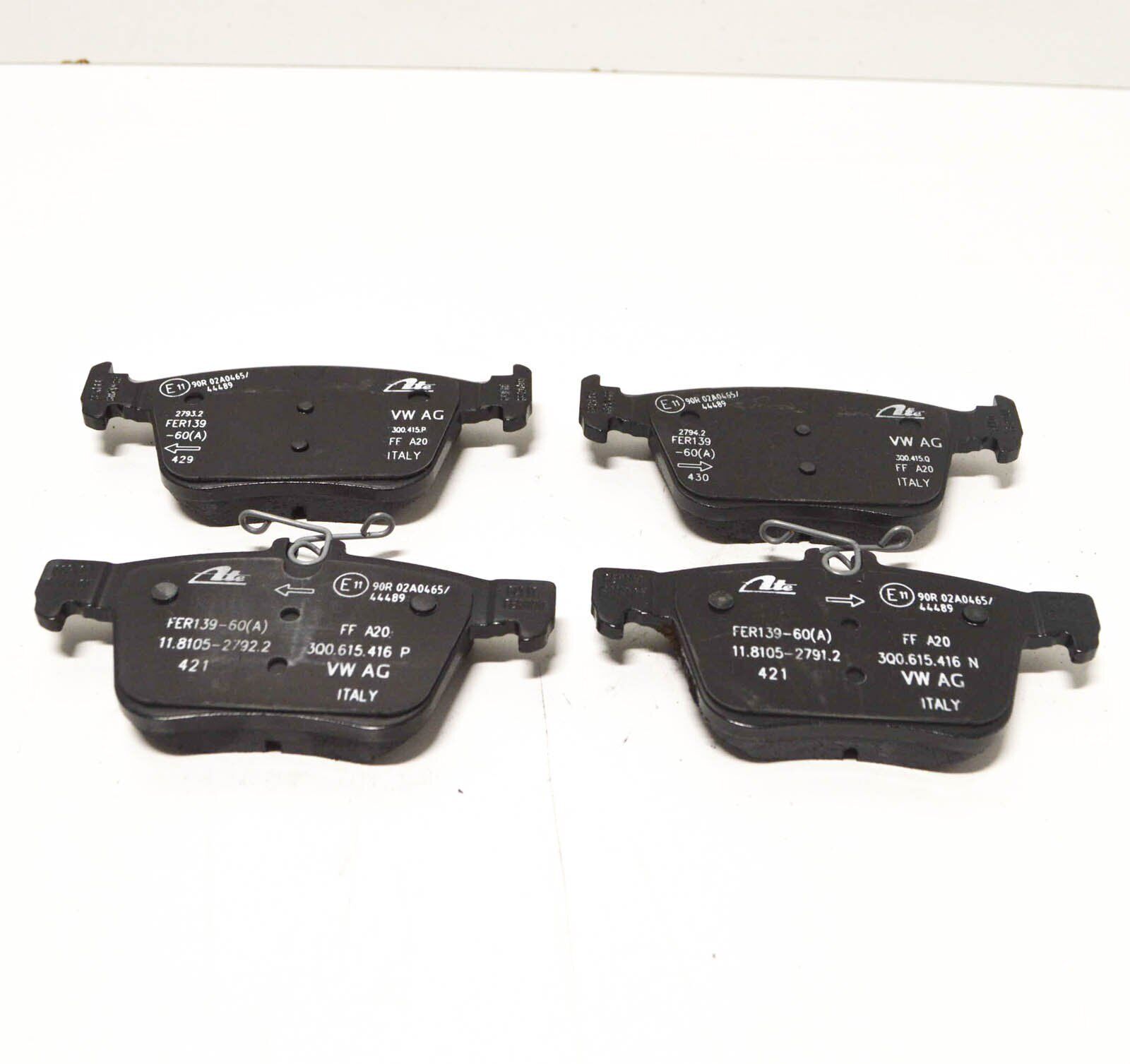 Set placute frana spate Audi A3 (8V), Q2 (GA), Q3 (F3); Seat Leon (5F), Tarraco (KN2); Skoda Superb 3 (3V); VW Golf 7 (5G), Passat B8, Tiguan (AD1), Touran (5T), Original, 3Q0698451F
