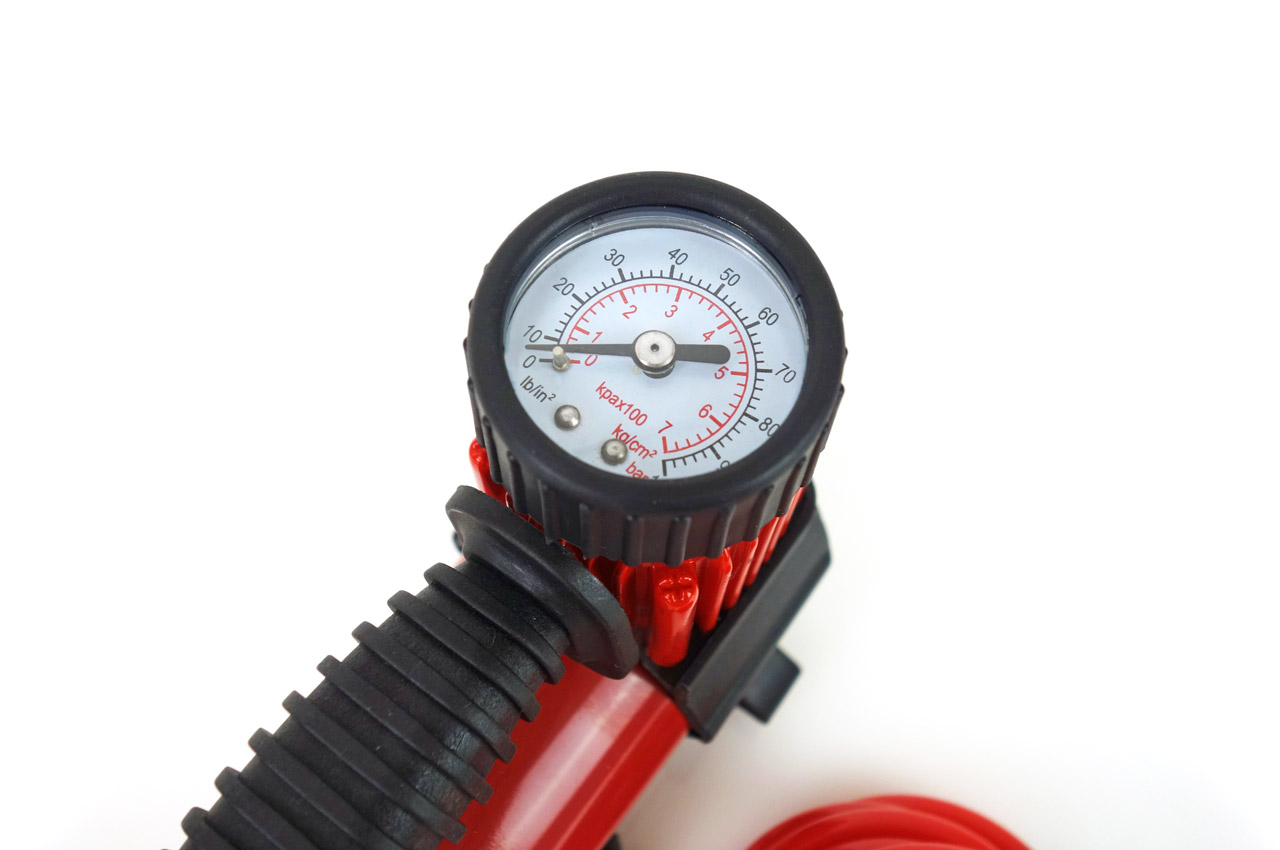 Compresor auto AMIO compact 12V, 7bar, 100psi, 28L/ Min, cu furtun cu cuplare rapida