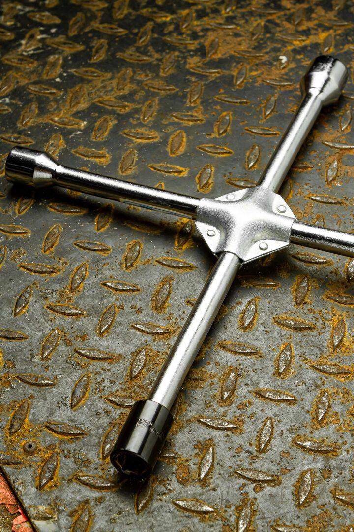 Cheie roti cruce 24/27/32mm 3/4 " 11-102