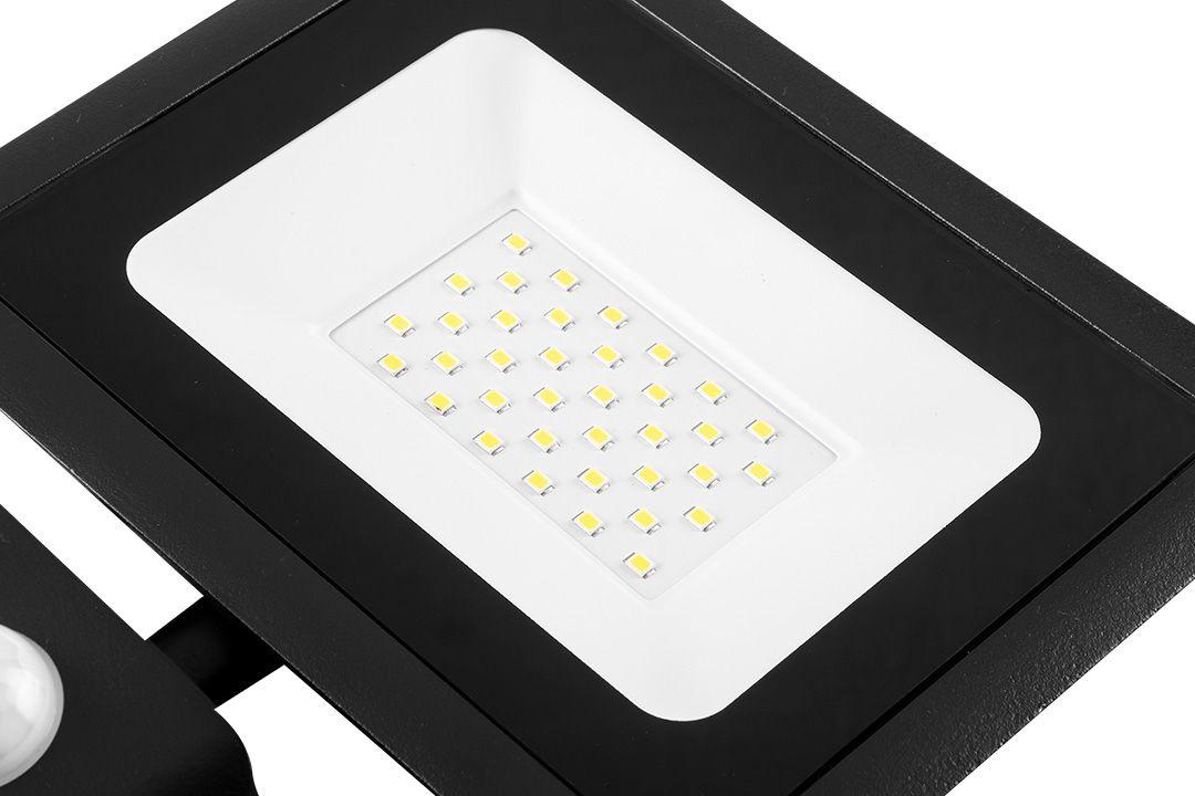 Proiector/lampa LED SMD cu senzor de miscare 30W 2400lm 99-049