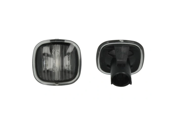 Lampa semnalizare aripa Skoda Octavia 1997-2010, Fabia 2000-2007, Audi A3 8L 1996-1999, A4 B5 1994-1998, A8 D2 1994-1998, Seat ibiza/Cordoba 1999-2002 , tuning, fumurie, cu suport bec, tip bec WY5W, partea Dreapta = Stanga, 1 buc,TYC 185327B52M