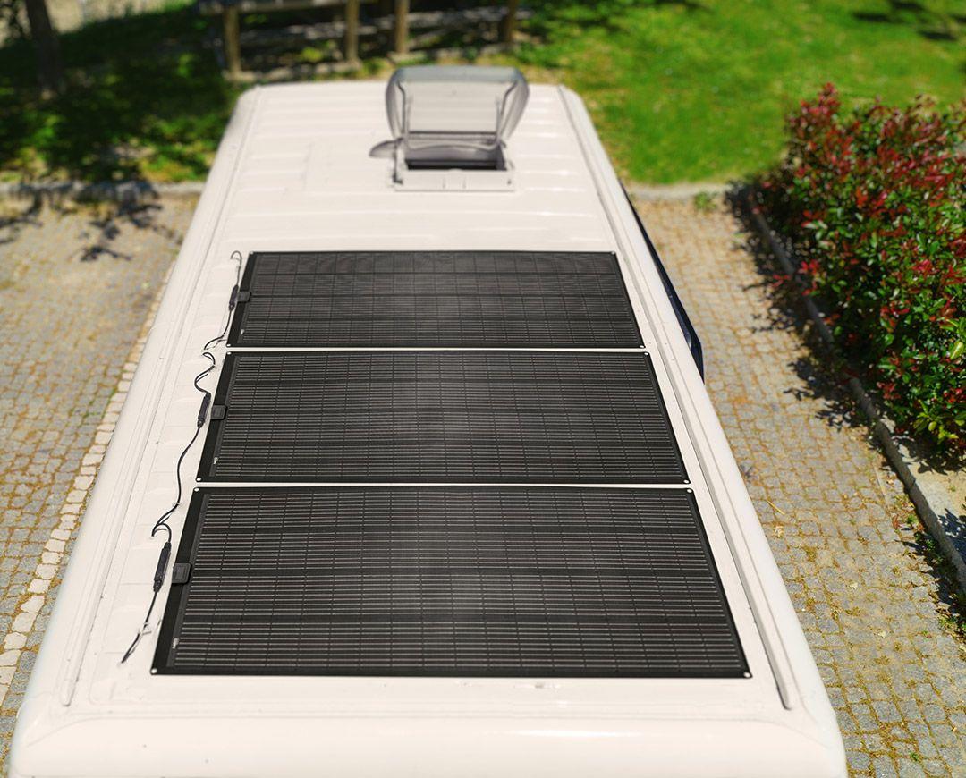 Panou solar semi-flexibil 200W 90-144