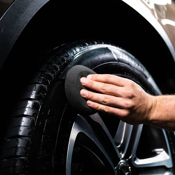 Gel intretinere si luciu anvelope si elemente palstic, aspect umed Turtle Wax Wet N Black 300ml