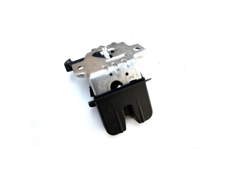 Broasca usa, incuietoare capota spate Audi A3 (8y), 04.2020- Sedan; A4/S4 (B9), 11.2015-07.2019; A4/S4 (B9), 05.2019- Sedan; A5/Sportback, 06.2016- Cabrio, Coupe; Vw Passat (B8), 08.2014- Sedan, RapidAuto