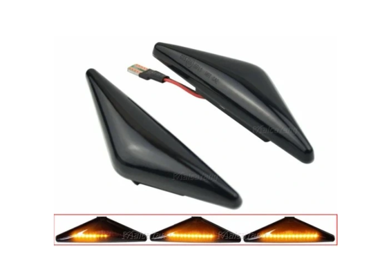 Lampa semnalizare aripa Ford Focus I, 09.1998-11.2004; Mondeo (B4y/B5y/Bwy), 10.2000-03.2007, model tuning, montare fata, stanga+dreapta, semnalizare dinamica; LED; fumuriu; tuning; RapidAuto