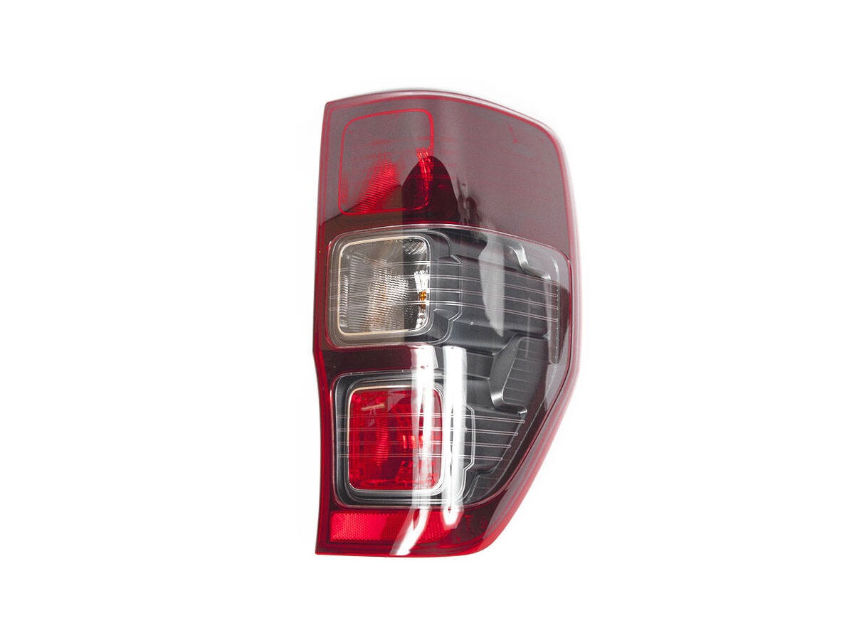 Stop spate, lampa Ford Ranger, 04.2011-05.2016, model: RAPTOR, Redback, montare spate, stanga, cu lampa ceata spate; W21/5W+W21W+WY21W; rama neagra; cu locas bec; RapidAuto