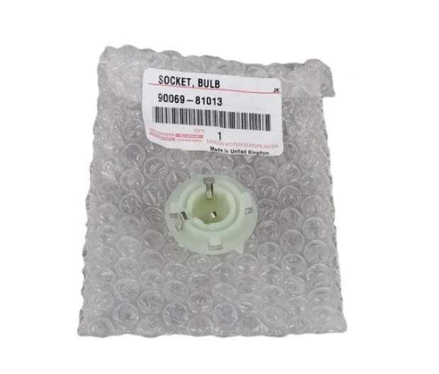 Soclu bec lampa stop Toyota Yaris (Xp10), 04.1999-01.2006, montare spate, stanga=dreapta, PY21W; OE