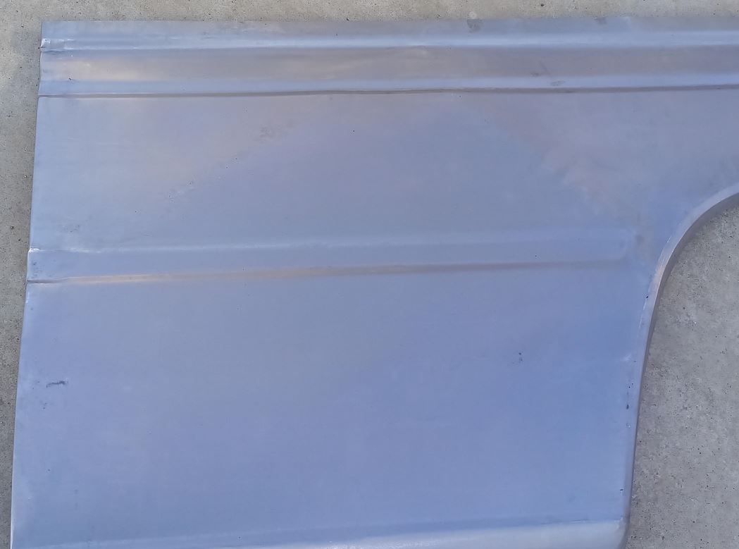 Aripa spate Mercedes Sprinter 1995-2007 ,Vw. Lt -1996-2005 Partea Stanga, lungime 1940 mm inaltime 740mm - PREZINTA LOVITURI