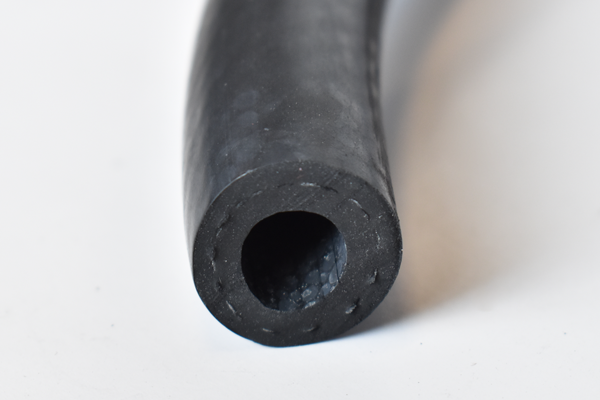 Furtun panzat pentru combustibil ASAM diametru 10mm 16mm lungime rola 10metri pretul este per 1 metru liniar