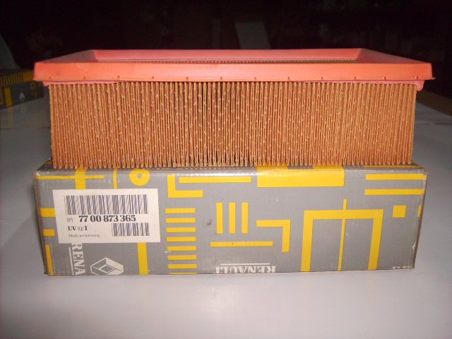 Filtru aer Renault Avantime, Espace 3 , Laguna 1 , Safrane 2, 2.9 24V/3.0 V6 24V 03.1997-05.2003 , original 7700873365