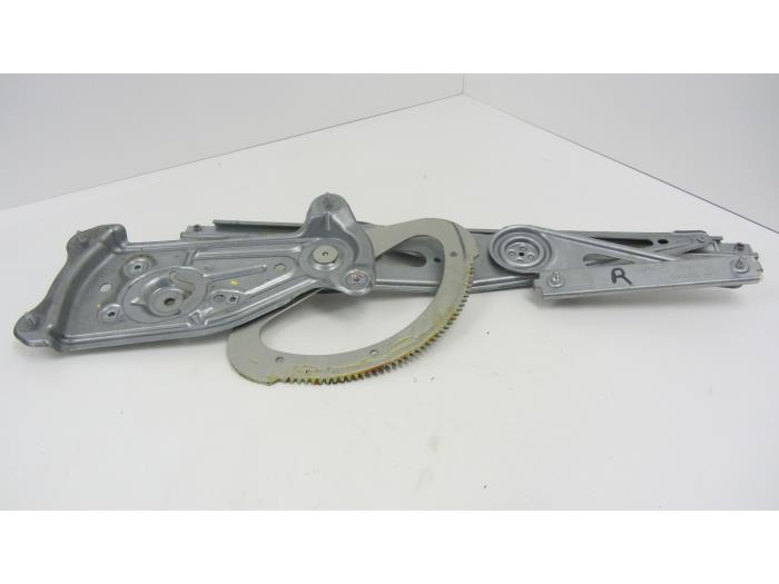Macara geam Renault Megane 3 Coupe 2009-2014, model in 2 usi, Fata Dreapta , Originala 807200003R