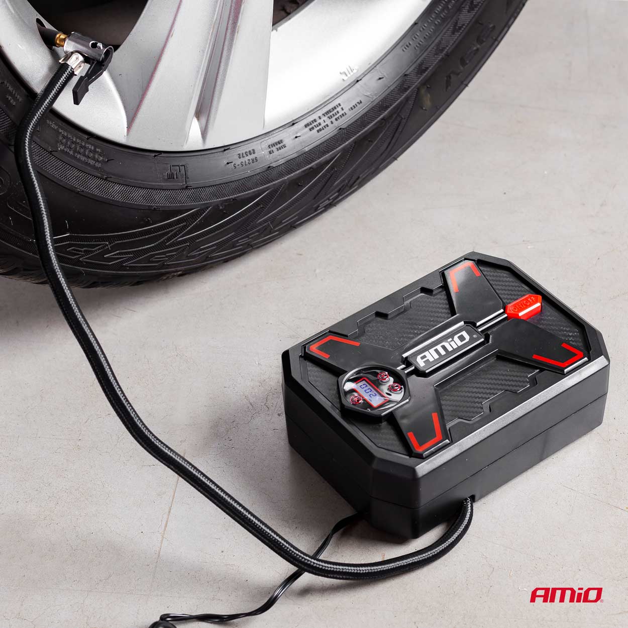 Compresor auto, cu manometru digital LED, 12V, 10bar/150PSI, 2 adaptoare, AMIO, 1 buc
