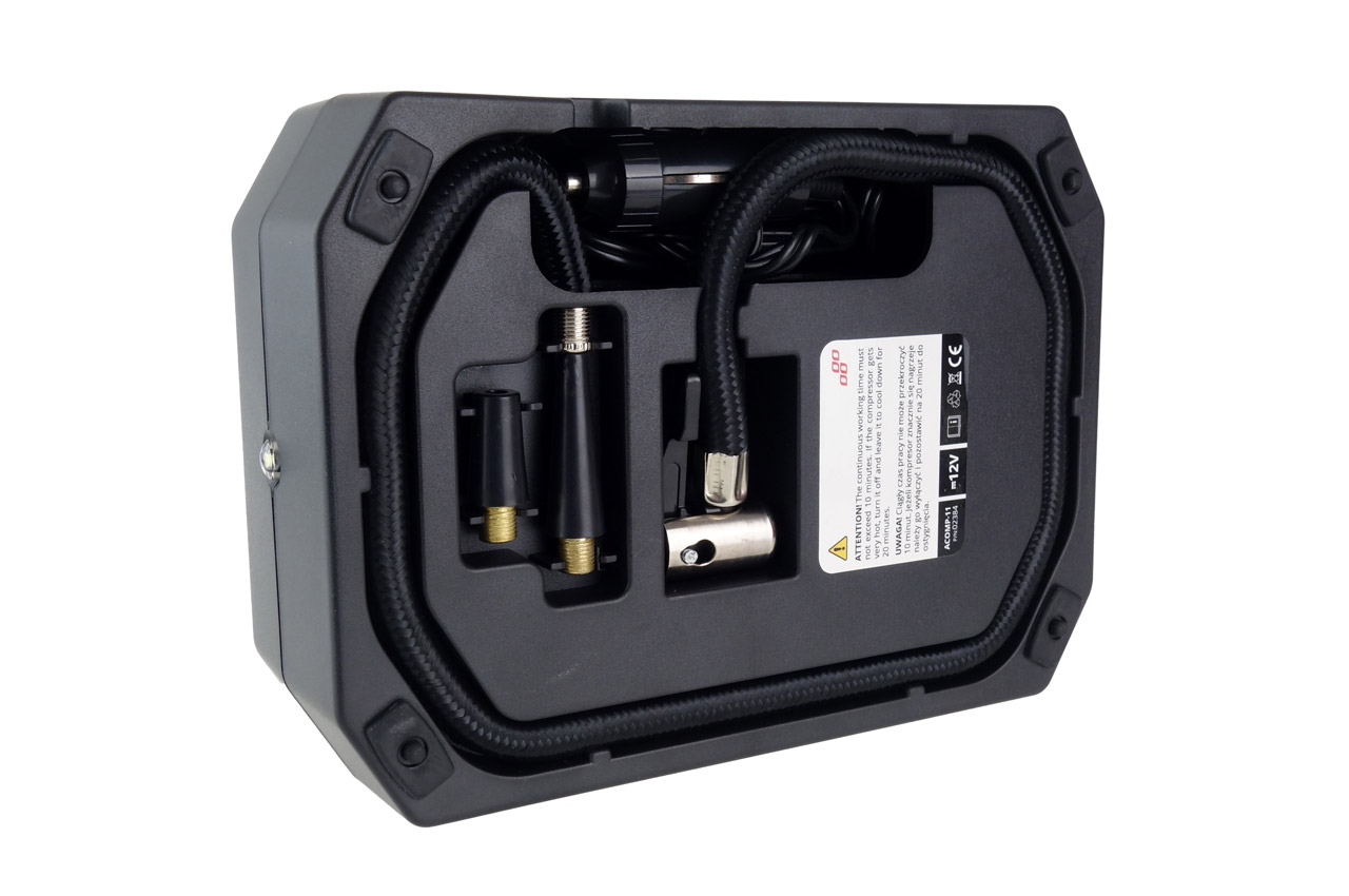Compresor auto, cu manometru digital LED, 12V, 10bar/150PSI, 2 adaptoare, AMIO, 1 buc