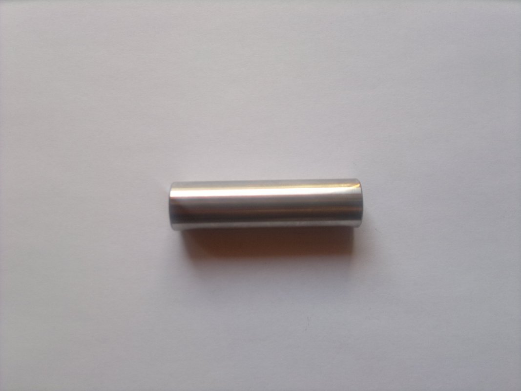 Bolt piston motor Tractor U650 103.03.115 , 1 buc.