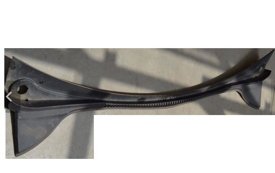 Grila sub parbriz Seat Leon 2005-2012, originala cod 1P0853185B; din dezmembrari