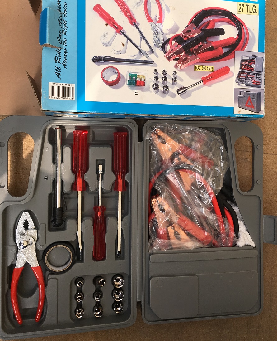 Kit urgenta All Ride 27 bucati - cablu curent 200Ah, surubelnite, patent, banda izolatoare, manusi, sigurante