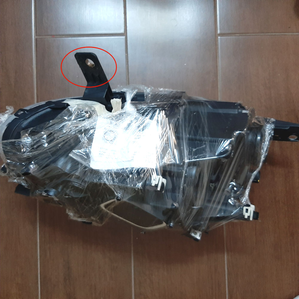 Far Alfa Romeo Giulietta (940), 05.2010-, fata, Dreapta, cu daytime running light; H1+H7+LED; electric; rama argintie; cu motor, DEPO CLEMA RUPTA/LIPITA