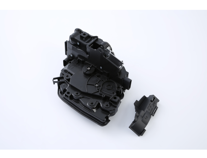 Broasca, incuietoare usa fata BMW Seria 7 (G11/G12), 2015-2022, X5 (F15/F85), 10.2013-03.19, X6 (F16), 01.2014-12.2019, partea stanga, pentru vehicule cu functie de inchidere usoara,