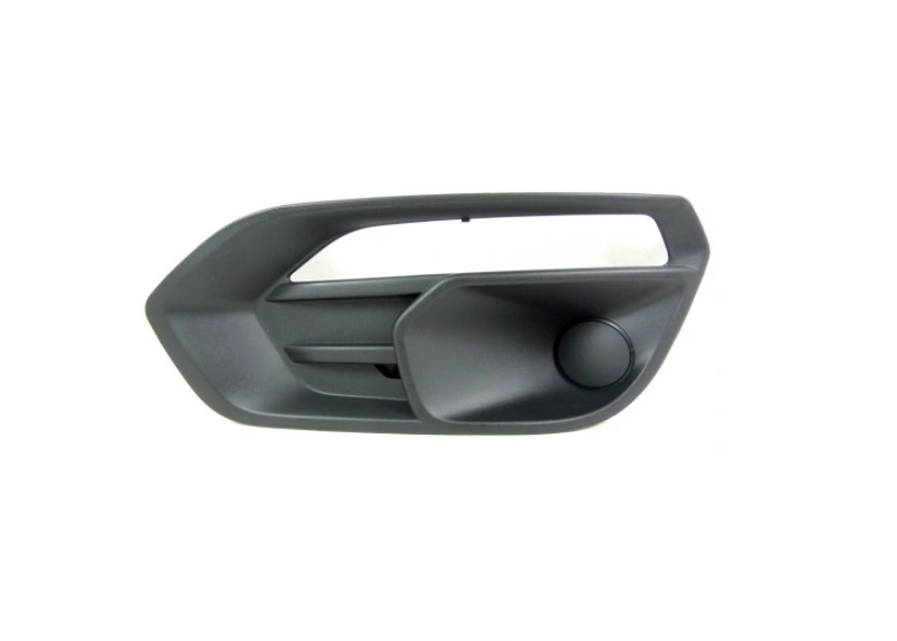 Grila bara fata IVECO DAILY, 2019-, partea stanga, cu gauri lampa semnalizare; fara gauri lampa ceata,
