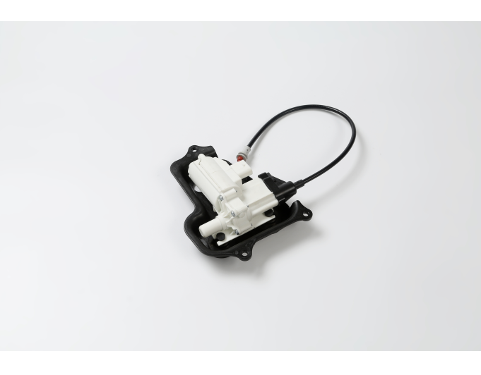Actuator blocare usa spate MERCEDES CLASA GL (X166), 06.2012-12.2015, Clasa GLE (W166), 08.2015-03.2020, CLASA GLS (X166), 11.2015-06.2019, Clasa ML (W166), 11.2011-09.2015, partea dreapta, Usa spate, pentru vehicule cu functie de inchidere usoara,