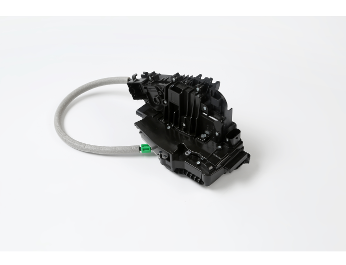 Broasca, incuietoare usa fata MERCEDES CLASA GL (X166), 06.2012-12.2015, Clasa GLE (W166), 08.2015-03.2020, CLASA GLS (X166), 11.2015-06.2019, Clasa ML (W166), 11.2011-09.2015, partea stanga, pentru vehicule cu functie de inchidere usoara,