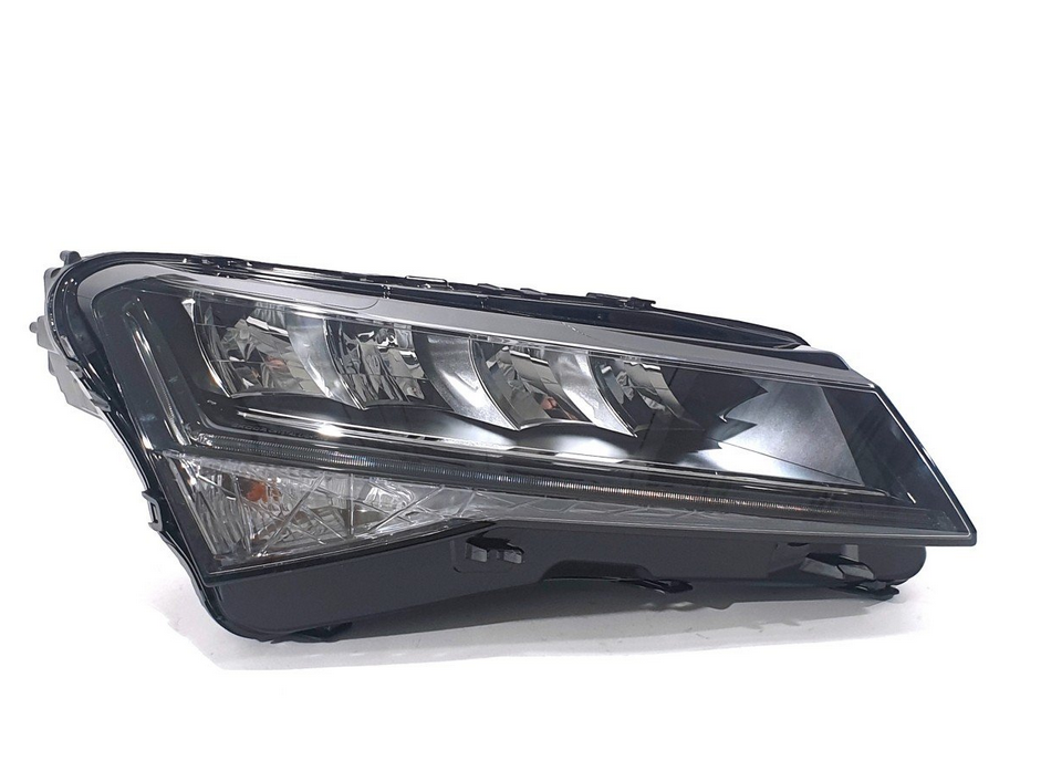 Far SKODA SUPERB (3V), 2019-06.2024, partea dreapta, ZKW, LED+PWY24W; electrical; negru rim; cu LED module; LED; fara the Skoda Crystal Lighting mark,