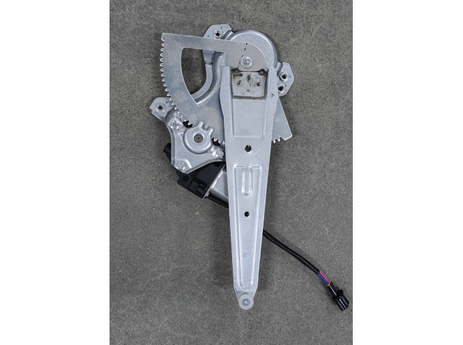 Macara geam cu motoras usa spate SUZUKI SWIFT (SG), 03.2005-09.2010, cu 2 pini, partea dreapta,