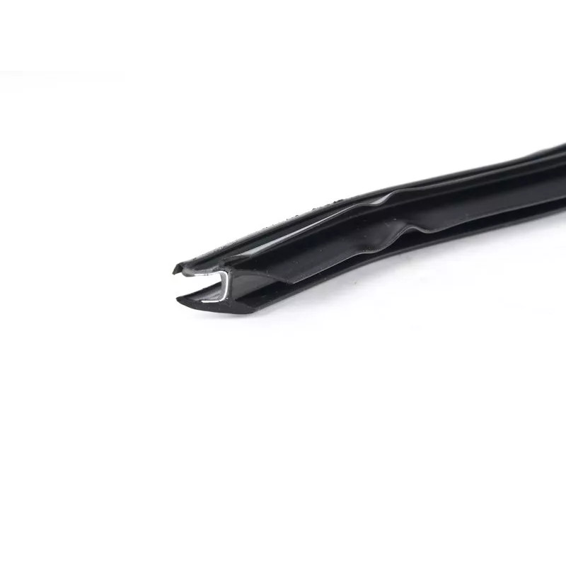 Cheder parbriz BMW Seria 5 (E39), 01.1996-06.04, aluminiu, polipropilena (PP) + elastomer,