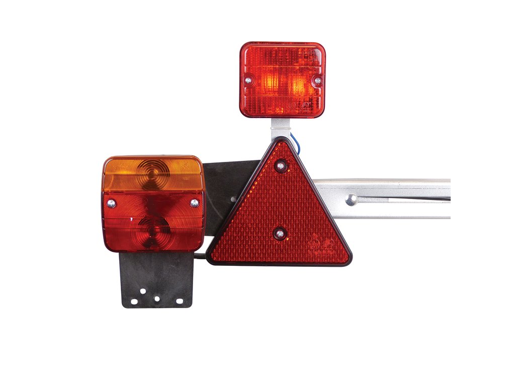 Bara remorca auto Carpoint cu lampi, extensibila 140-210cm, cablu de 7.5m, fisa remorca si lampa ceata , metal