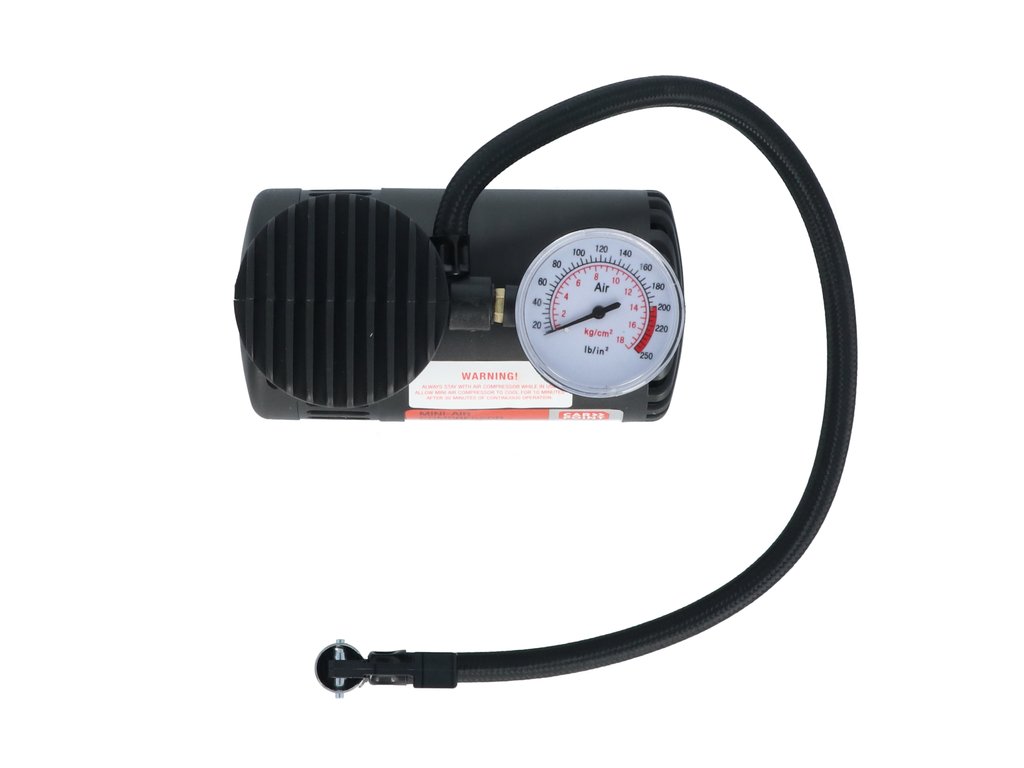 Compresor auto Carpoint 12V 16bari cu fisa bricheta si adaptori