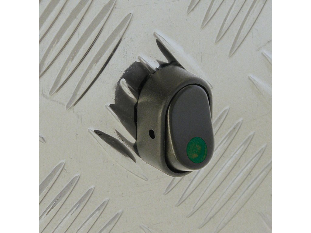 Intrerupator auto Carpoint 12V 30A cu led Verde , 31,20 x 20,00 mm