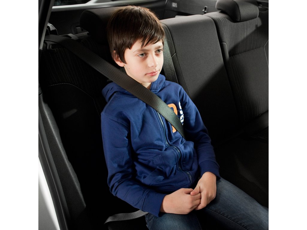 Ghid centura siguranta auto LifeHammer reglabila pentru diferite inaltimi , pentru pozitionarea corecta a centurii la copii in dreptul umarului , 1buc