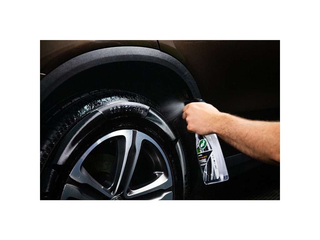 Solutie intretinere si luciu anvelope, aspect umed Turtle Wax Wet N Black 500ml