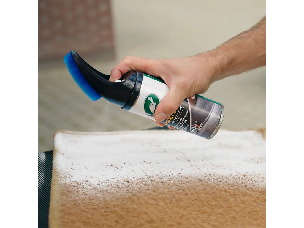 Spray curatare covorase mocheta si covorase cauciuc , cu perie Turtle Wax Power Out Carp&Mats 400ml